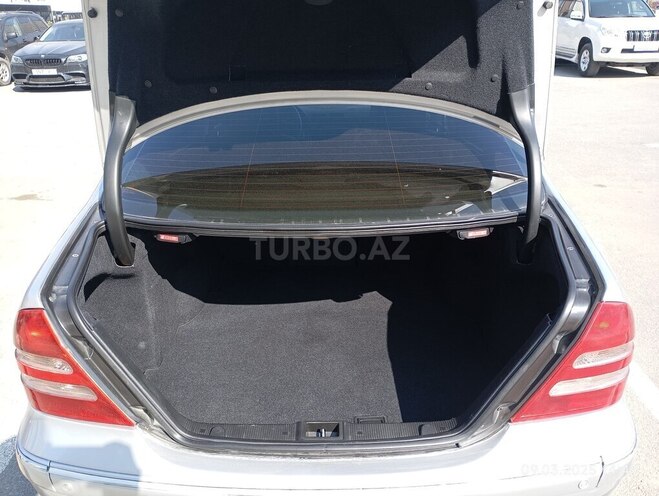 Mercedes C 200 2003, 300,000 km - 2.0 l - Bakı