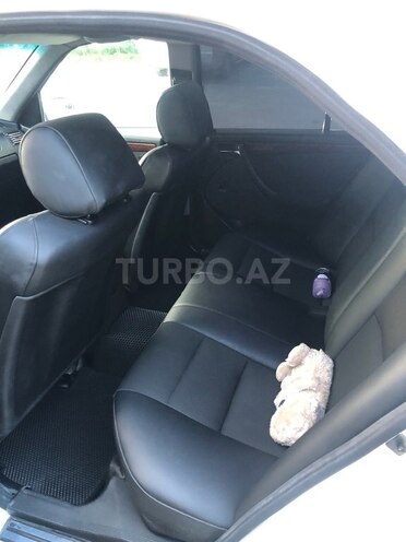 Mercedes C 180 1995, 514,000 km - 1.8 l - Naftalan