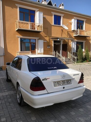 Mercedes C 180 1995, 514,000 km - 1.8 l - Naftalan
