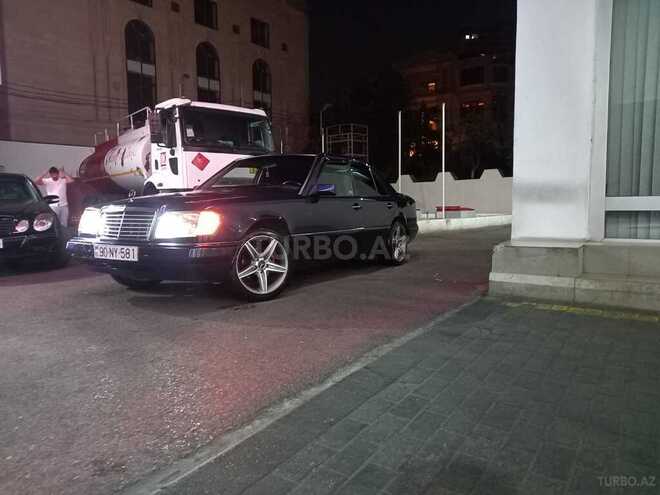 Mercedes E 220 1995, 351,050 km - 2.2 l - Bakı