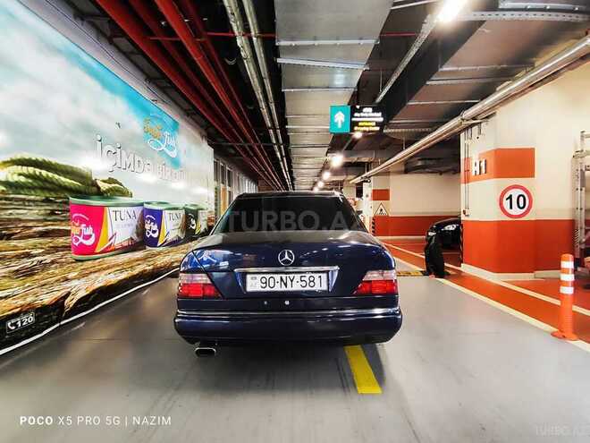 Mercedes E 220 1995, 351,050 km - 2.2 l - Bakı