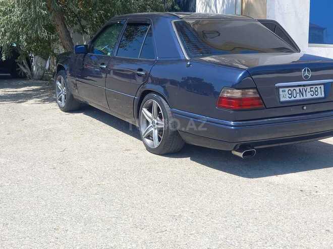 Mercedes E 220 1995, 351,050 km - 2.2 l - Bakı