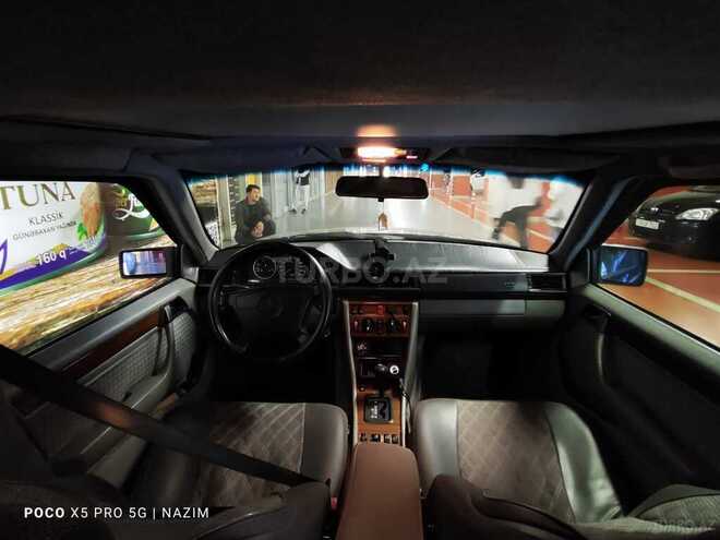 Mercedes E 220 1995, 351,050 km - 2.2 l - Bakı