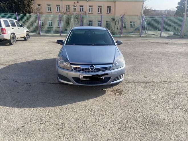 Opel Astra 2009, 330,000 km - 1.4 l - Bakı