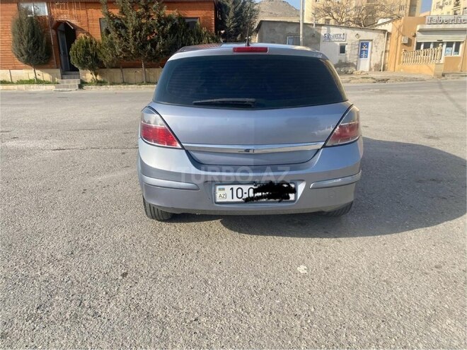 Opel Astra 2009, 330,000 km - 1.4 l - Bakı