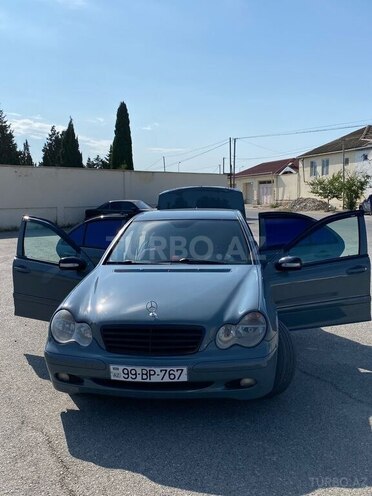 Mercedes C 220 d 2001, 312,000 km - 2.2 л - Bakı