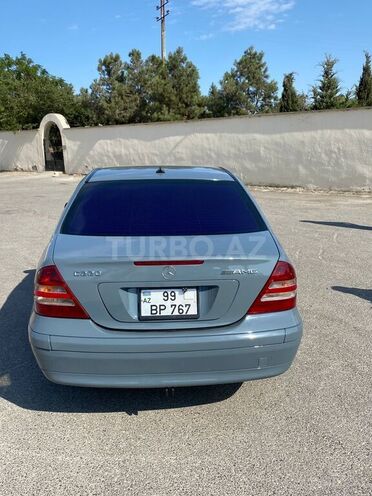 Mercedes C 220 d 2001, 312,000 km - 2.2 л - Bakı