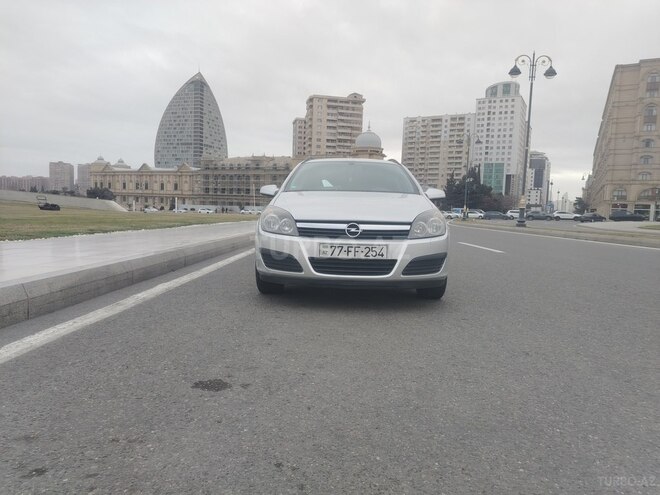 Opel Astra 2006, 260,000 km - 1.4 l - Bakı