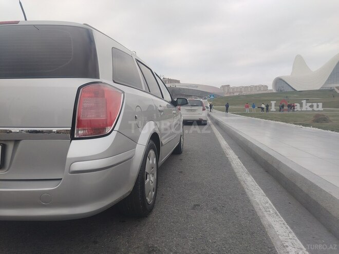 Opel Astra 2006, 260,000 km - 1.4 l - Bakı