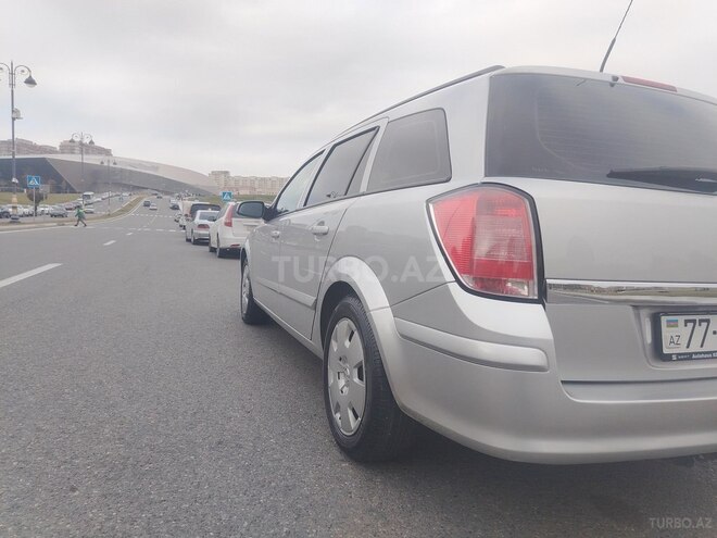 Opel Astra 2006, 260,000 km - 1.4 l - Bakı