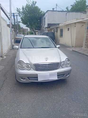 Mercedes C 220 d 2005, 345,230 km - 2.2 l - Bakı