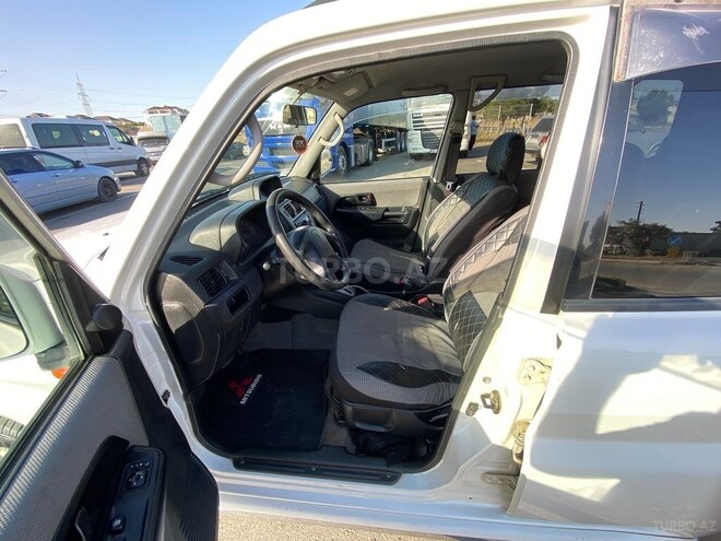 Mitsubishi Pajero io 2000, 308,210 km - 1.8 л - Bakı