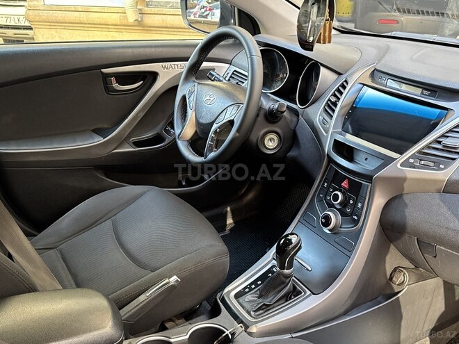 Hyundai Elantra 2015, 177,028 km - 1.8 l - Bakı