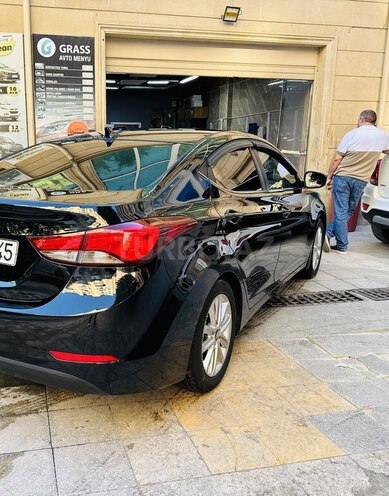 Hyundai Elantra 2015, 177,028 km - 1.8 l - Bakı