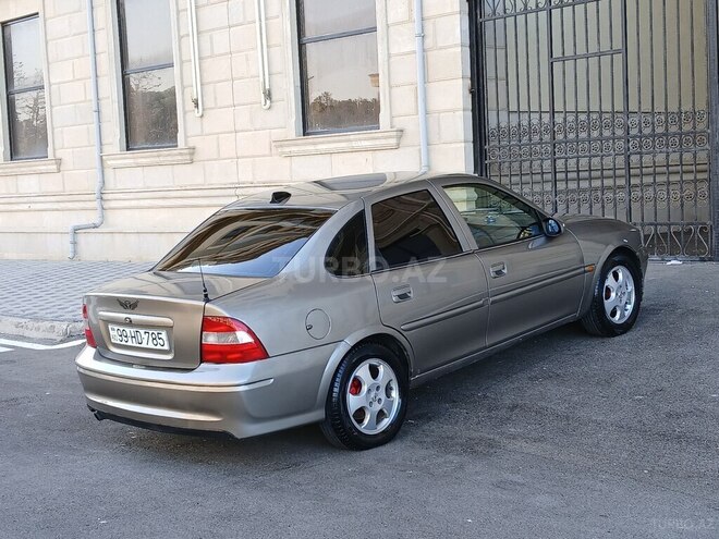 Opel Vectra-8