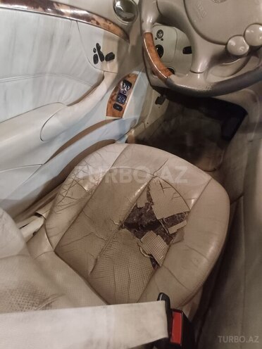 Mercedes CLK 320 2004, 270,000 km - 3.2 l - Bakı