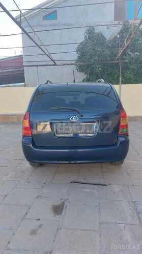 Toyota Corolla 2006, 260,000 km - 1.4 l - Şirvan