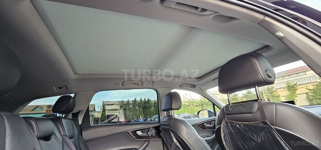 Audi Q7-18