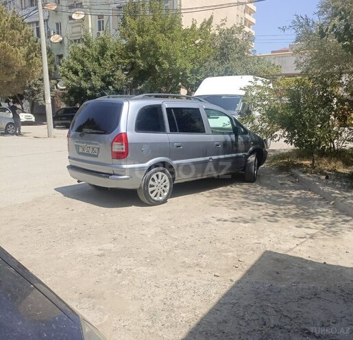 Opel Zafira-3