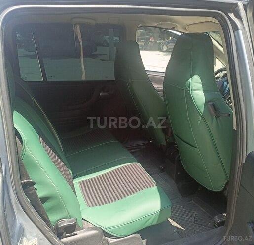Opel Zafira-9