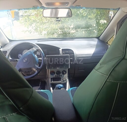Opel Zafira-13