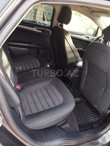 Ford Fusion (North America)-15