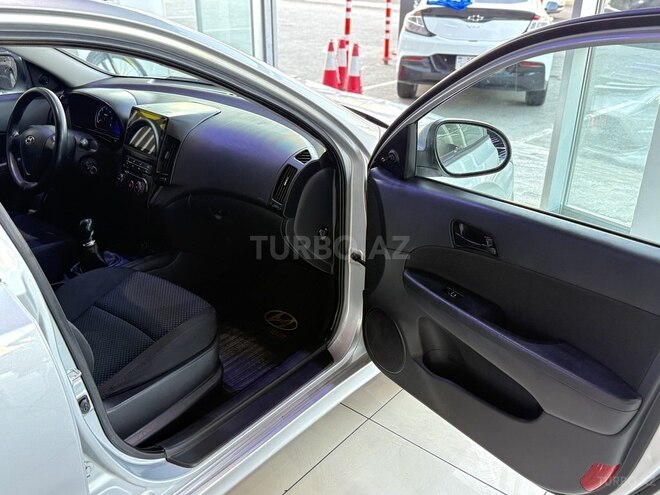 Hyundai i30 2010, 360,000 km - 1.6 l - Bakı