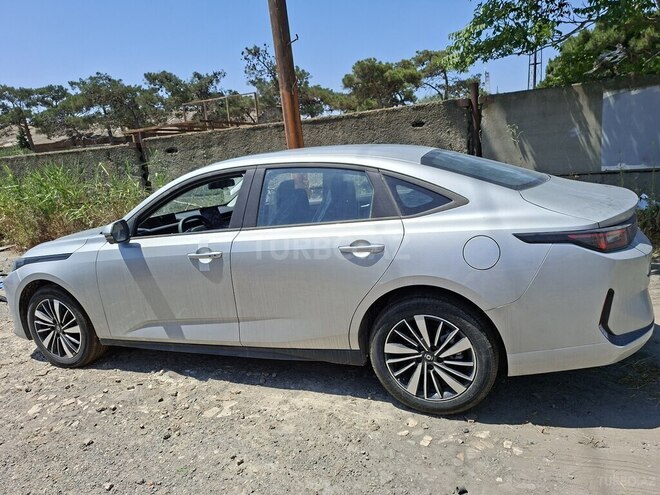 Changan Qiyuan A05 2024, 0 km - 1.5 л - Bakı