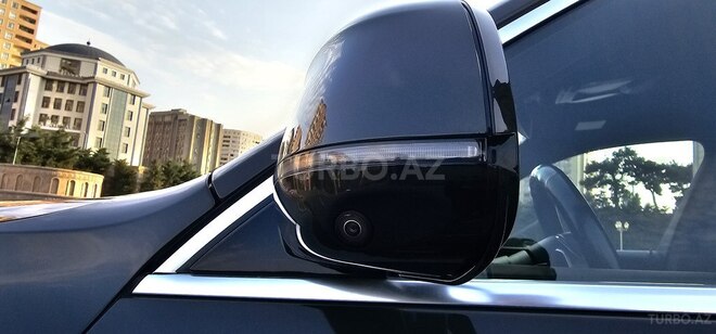 BMW X7-10