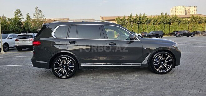 BMW X7-5