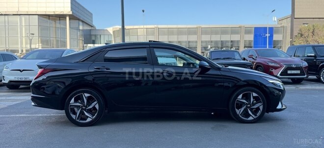 Hyundai Elantra 2021, 40,000 km - 1.6 l - Bakı