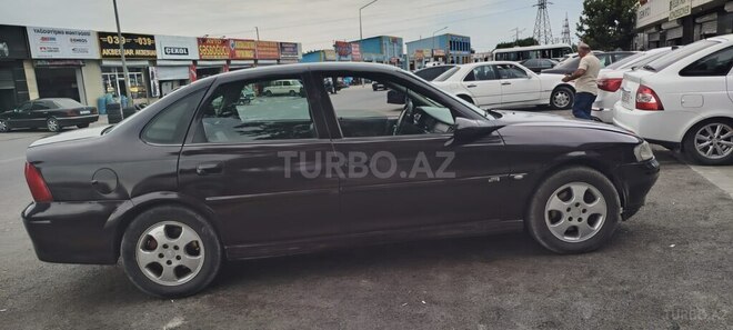 Opel Vectra 2000, 480,000 km - 1.6 l - Sumqayıt