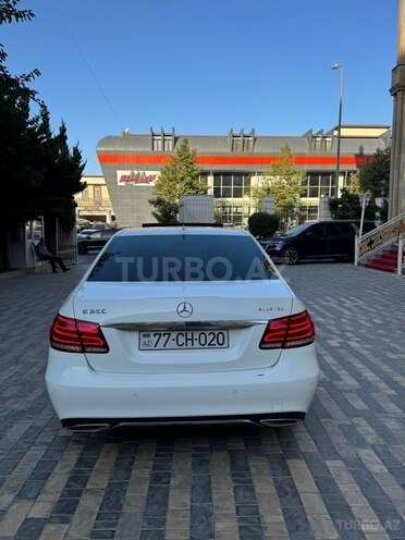 Mercedes E 250 2015, 261,000 km - 2.1 l - Bakı
