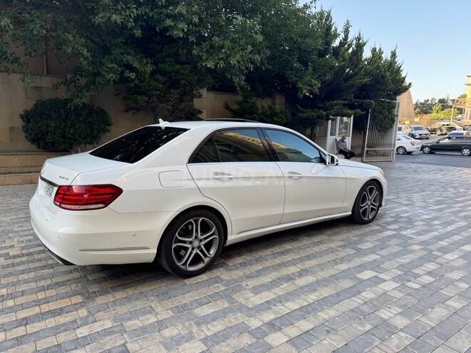 Mercedes E 250 2015, 261,000 km - 2.1 l - Bakı