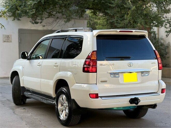 Toyota Land Cruiser Prado-4