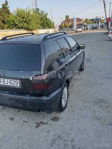 Volkswagen Golf 1993, 127,178 km - 1.4 l - Balakən