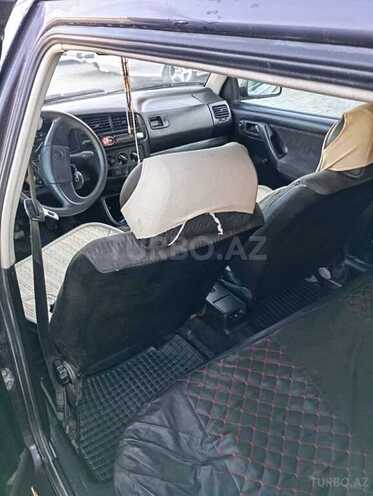 Volkswagen Golf 1993, 127,178 km - 1.4 l - Balakən