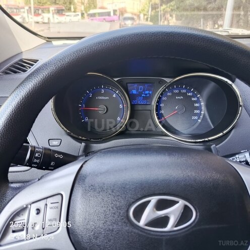 Hyundai ix35 2011, 200,250 km - 2.0 l - Bakı