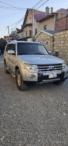 Mitsubishi Pajero 2007, 257,404 km - 3.0 л - Bakı