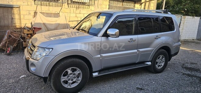 Mitsubishi Pajero 2007, 257,404 km - 3.0 л - Bakı