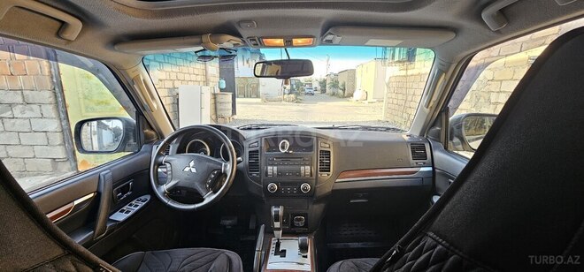 Mitsubishi Pajero 2007, 257,404 km - 3.0 л - Bakı