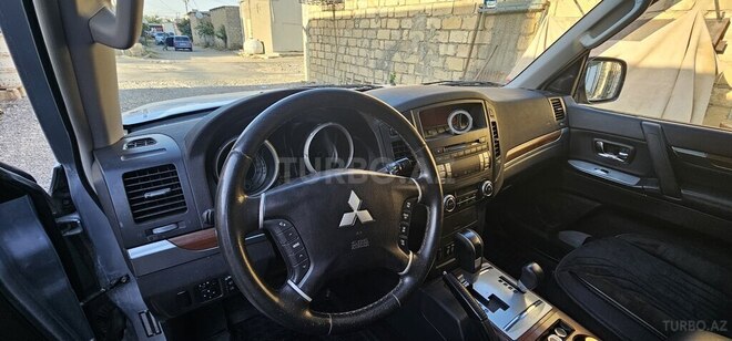 Mitsubishi Pajero 2007, 257,404 km - 3.0 л - Bakı