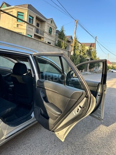 Toyota Avensis 2006, 252,000 km - 2.2 л - Bakı