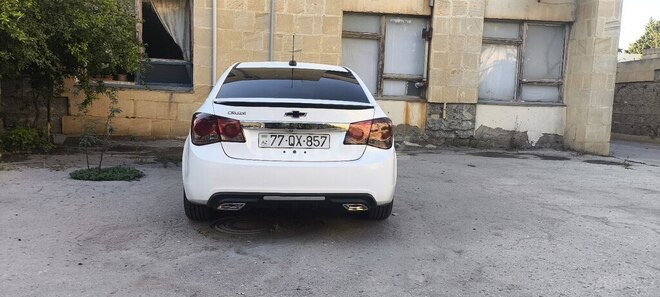Chevrolet Cruze-2