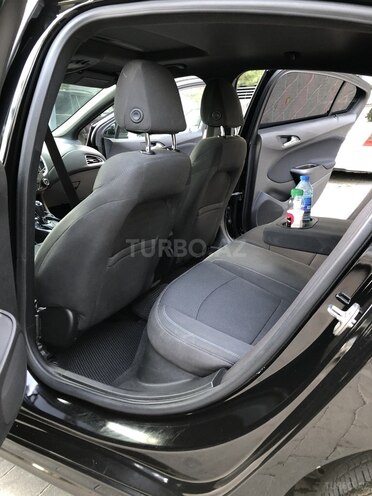 Chevrolet Cruze-14