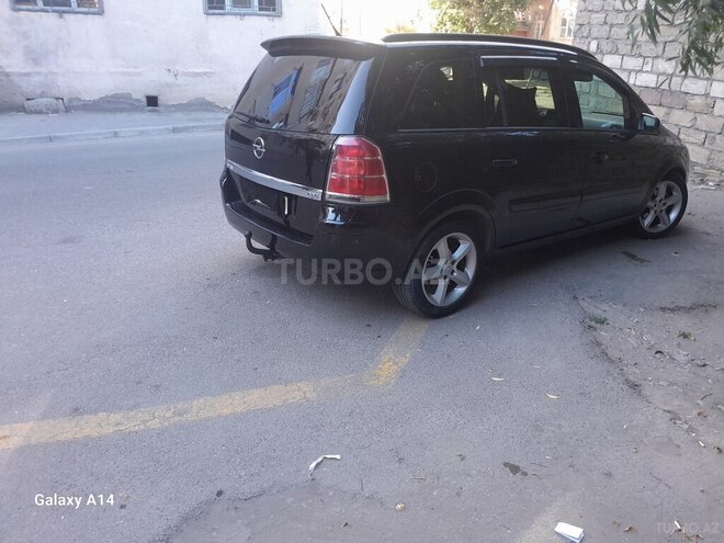 Opel Zafira 2005, 302,600 km - 1.6 l - Sumqayıt