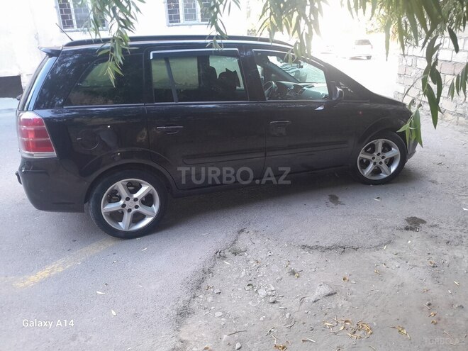 Opel Zafira 2005, 302,600 km - 1.6 l - Sumqayıt