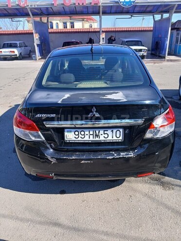 Mitsubishi Attrage 2014, 380,000 km - 1.2 l - Şəmkir