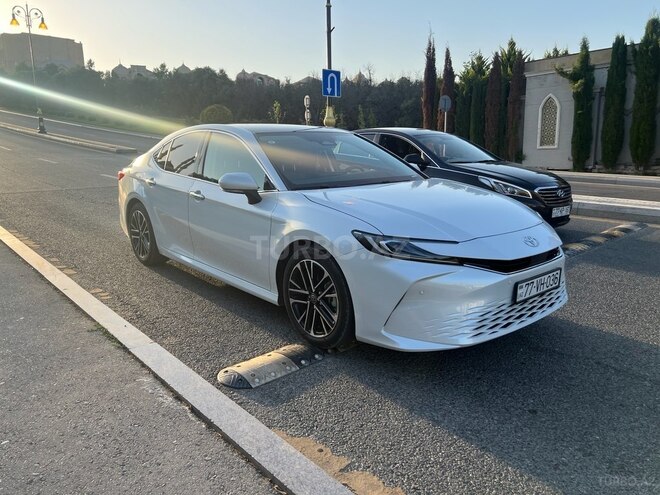Toyota Camry-2