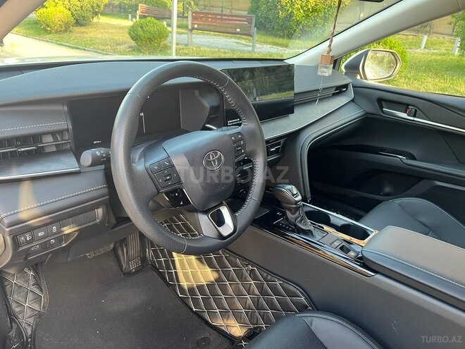 Toyota Camry-20